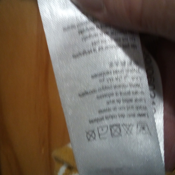 XS Bizzbee Yellow and White Tee - Picture 6 of 7